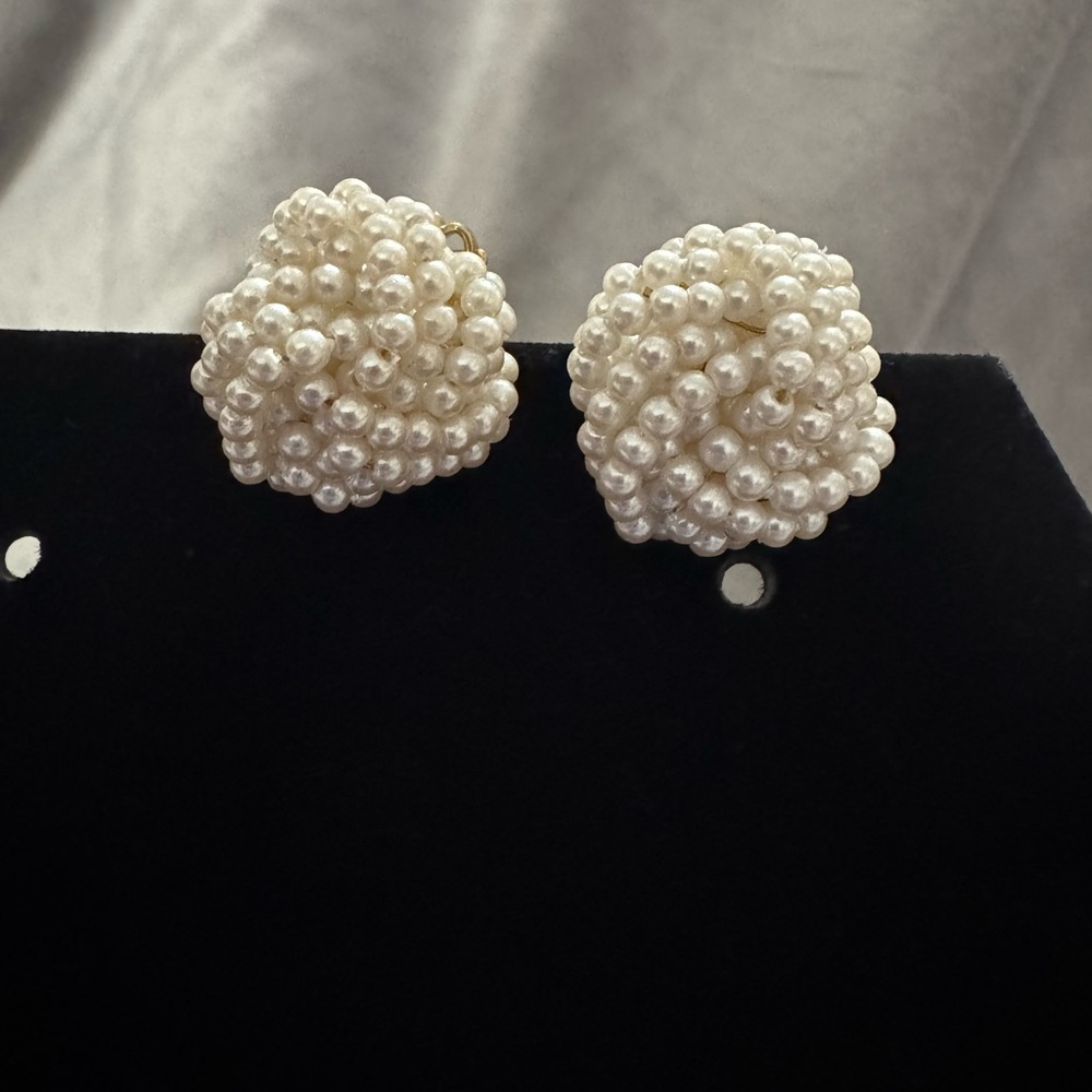 Elegant Vintage Faux Seed Pearl Cluster Earrings